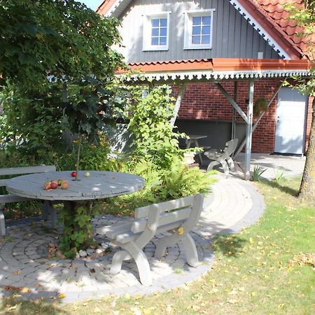 Mono House Apartman Rusne Kültér fotó