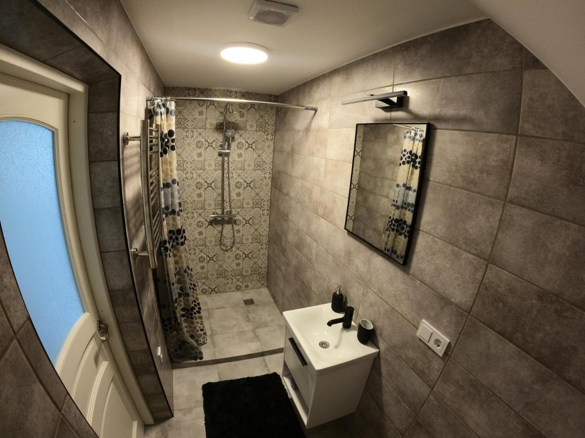 Mono House Apartman Rusne Kültér fotó