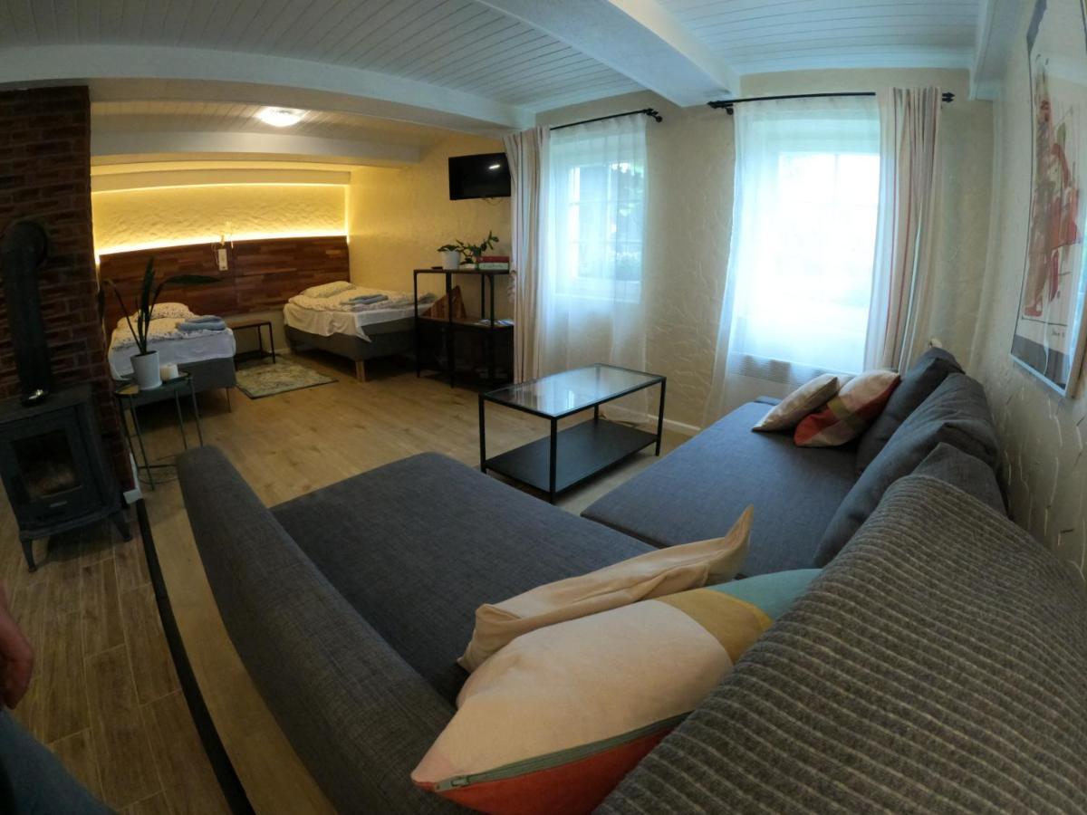 Mono House Apartman Rusne Kültér fotó