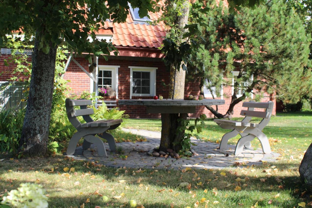 Mono House Apartman Rusne Kültér fotó